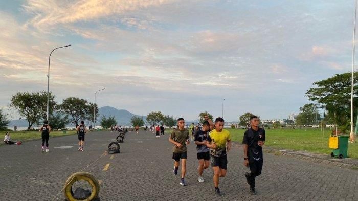 Kode di Pohon Kasih — Episode Perdana KodeManado